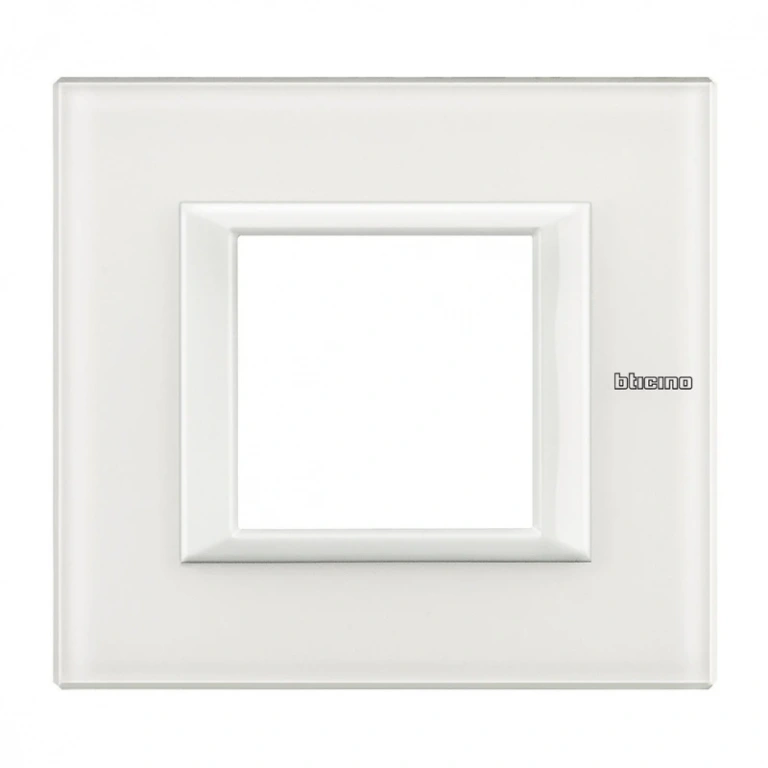 Стъклена рамка, white glass, bticino, axolute, ha4802vbb  