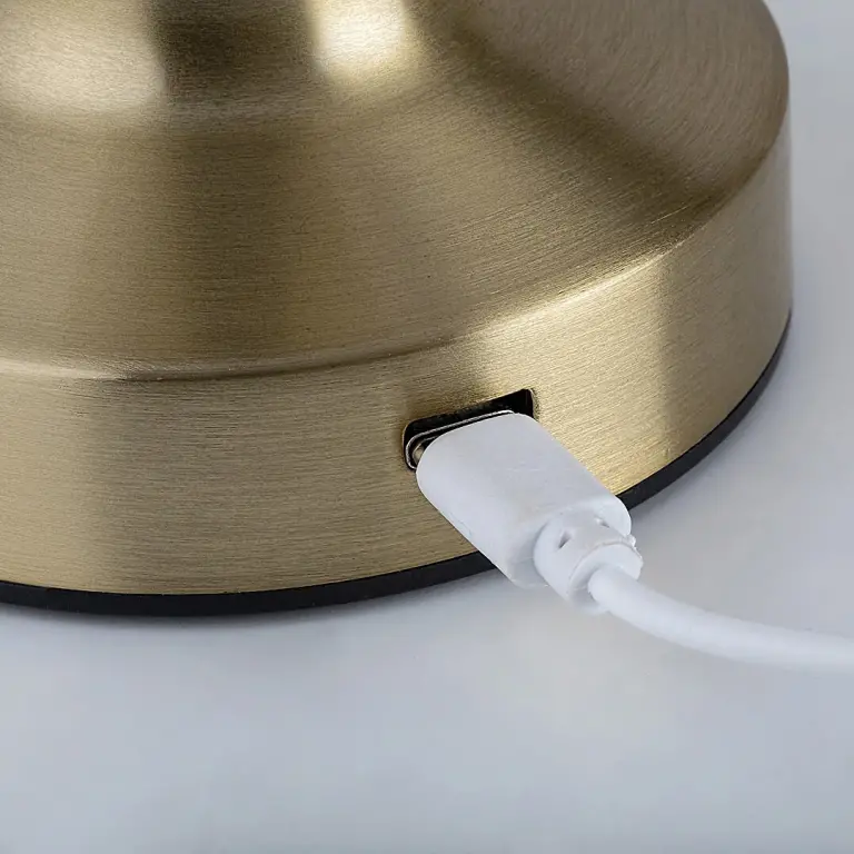 Senan, indoor table lamp, gold metal lam