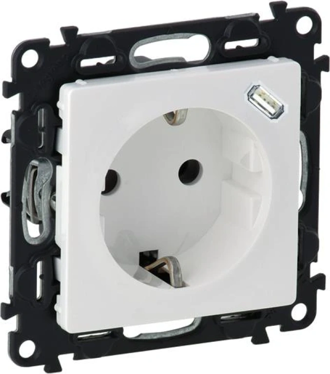 (copy) контакт 2P+E, 16A + usb тип C 1.5w, алуминий, legrand, valena life, 753335