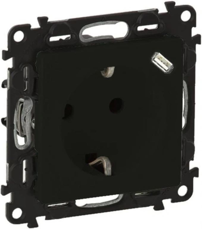 (copy) контакт 2P+E, 16A + usb тип C 1.5w, бял, legrand, valena life, 753135
