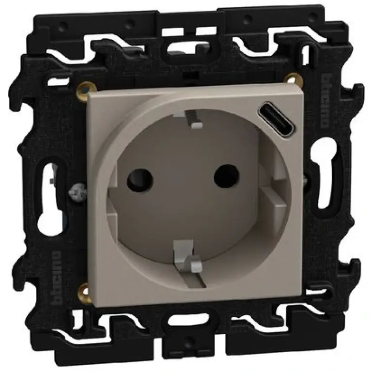 SOCKET GERMAN + USB ,light now, bticino, YG4141USB