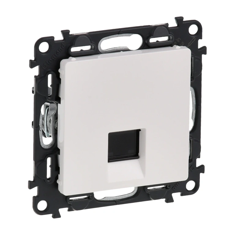 Компютърна розетка единична rj45 utp кат.5е, бяла, legrand, valena life, 753140