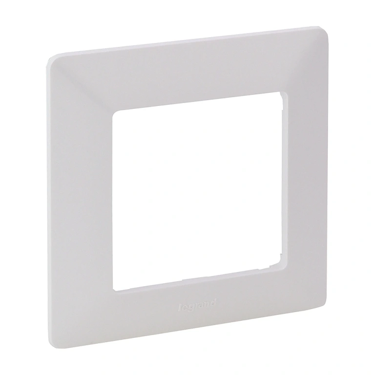 pvc рамка, бяла, legrand, valena life, 754001