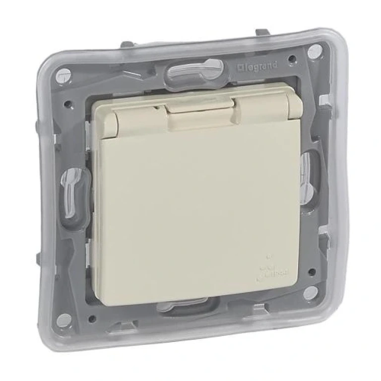 контакт шуко влагозащитен 16a, ip44, крем, legrand, niloe, 764631