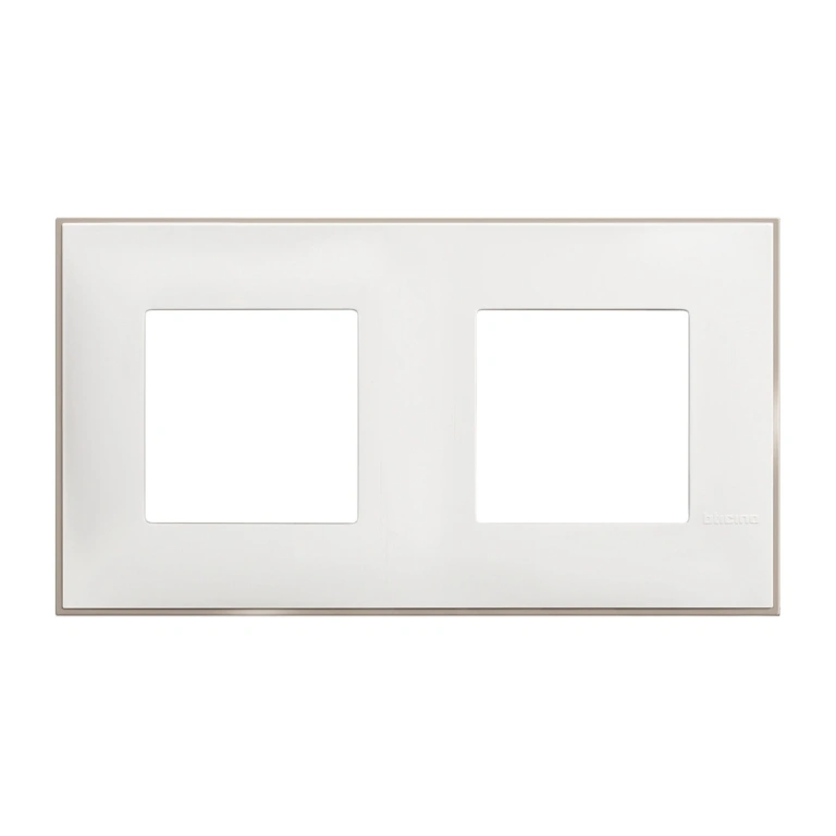 PVC двойна рамка, white satin, bticino, classia, r4802m2ws