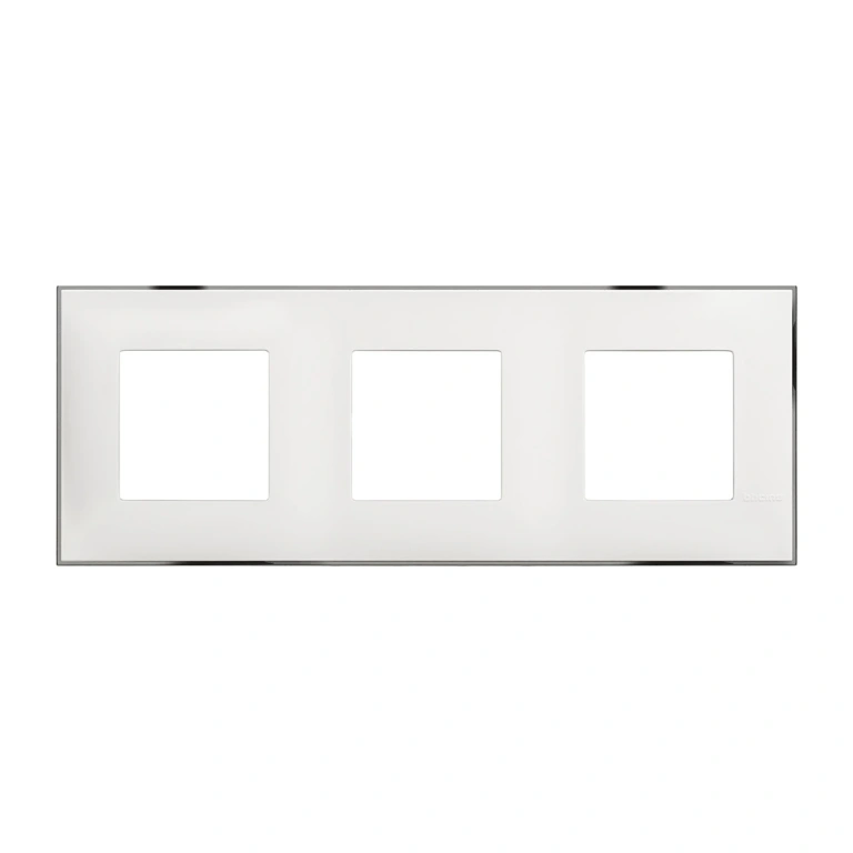 PVC тройна рамка, white chrome, bticino, classia, r4802m3wr