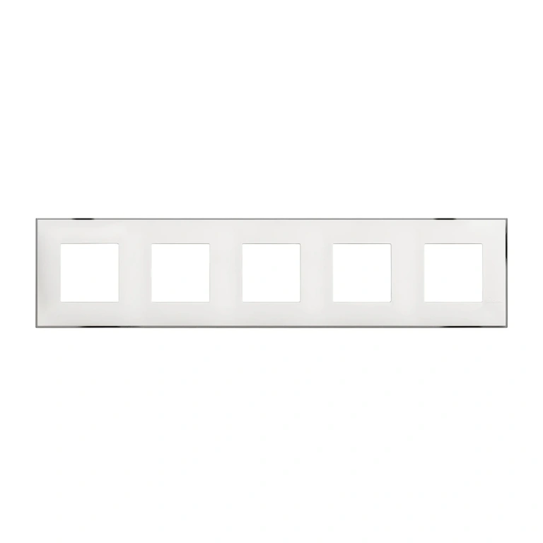 PVC петорна рамка, white chrome, bticino, classia, r4802m5wr