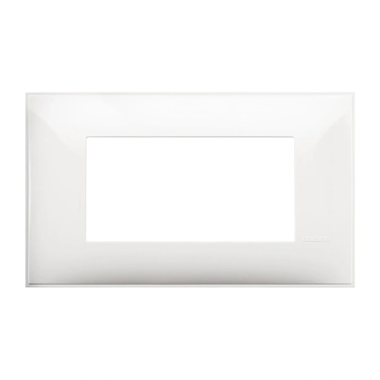 PVC четиримодулна рамка, white, bticino, classia, r4804rw