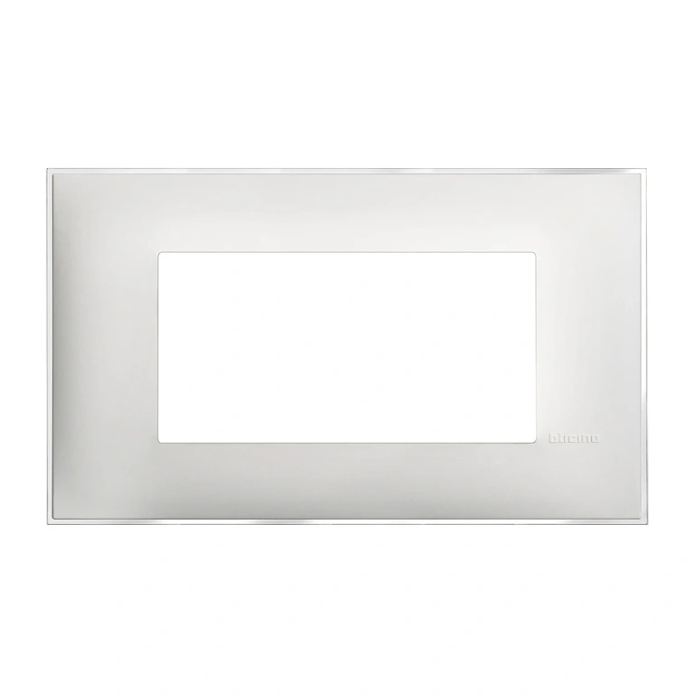 PVC четиримодулна рамка, ice satin, bticino, classia, r4804es
