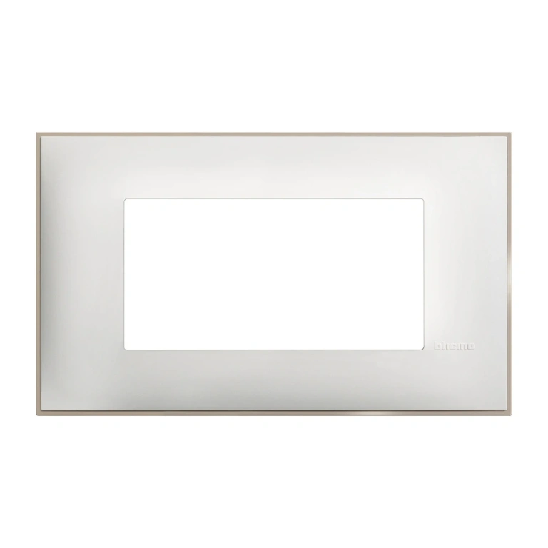 PVC четиримодулна рамка, white satin, bticino, classia, r4804ws